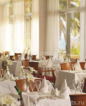 Apollonia Beach Hotel 12
